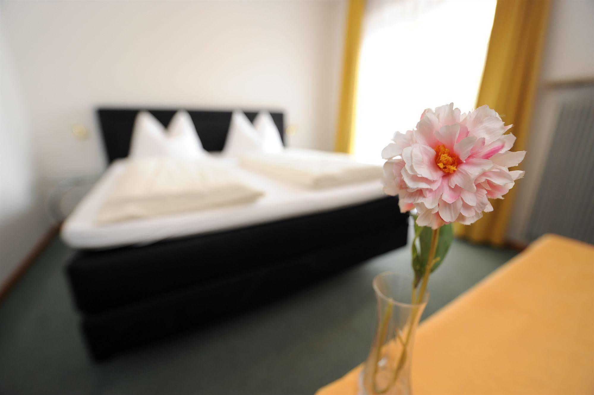 Hotel Pension Schweitzer سيلاندرو المظهر الخارجي الصورة